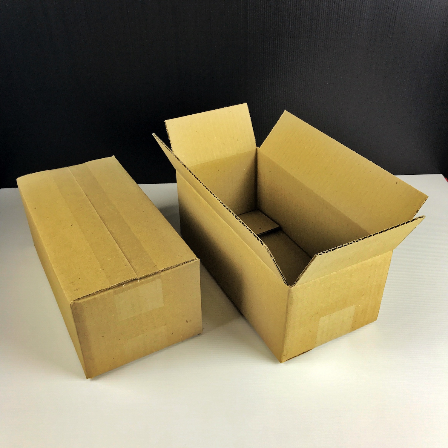 Box Sepatu 30x13x10 cm