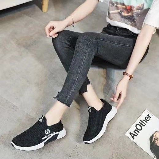 Sepatu Slip On Wanita Import OP2 (FREE BOX) - Discontinue