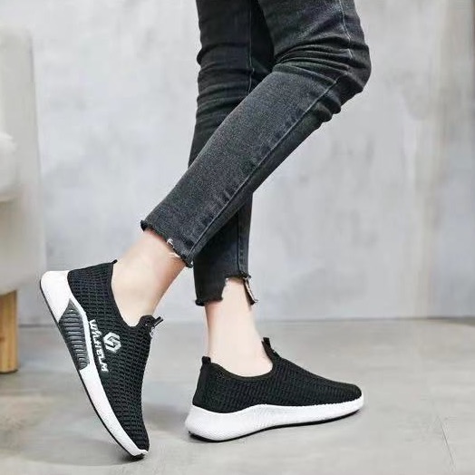 Sepatu Slip On Wanita Import OP2 (FREE BOX) - Discontinue