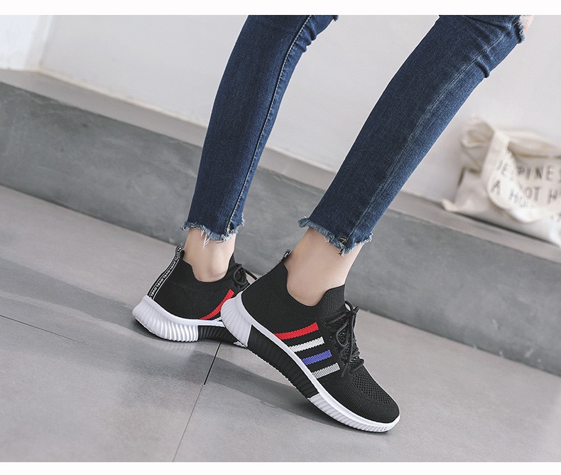 Sepatu Sneakers Wanita Import SP12 (FREE BOX) - Discontinue