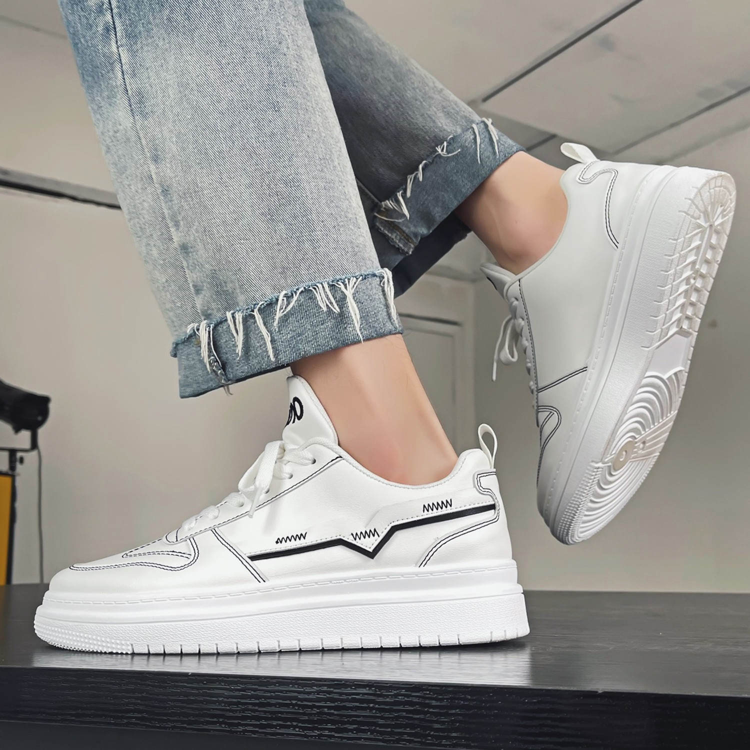 Whoppy SL28 Sepatu Sneakers Pria Import (FREE BOX) - Discontinue