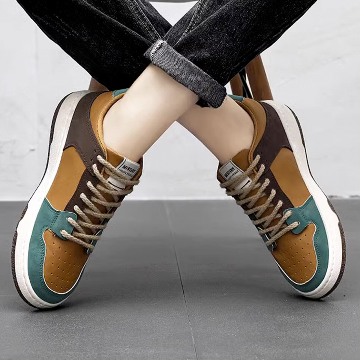 Whoppy SL30 Sepatu Sneakers Pria Import (FREE BOX) - Discontinue