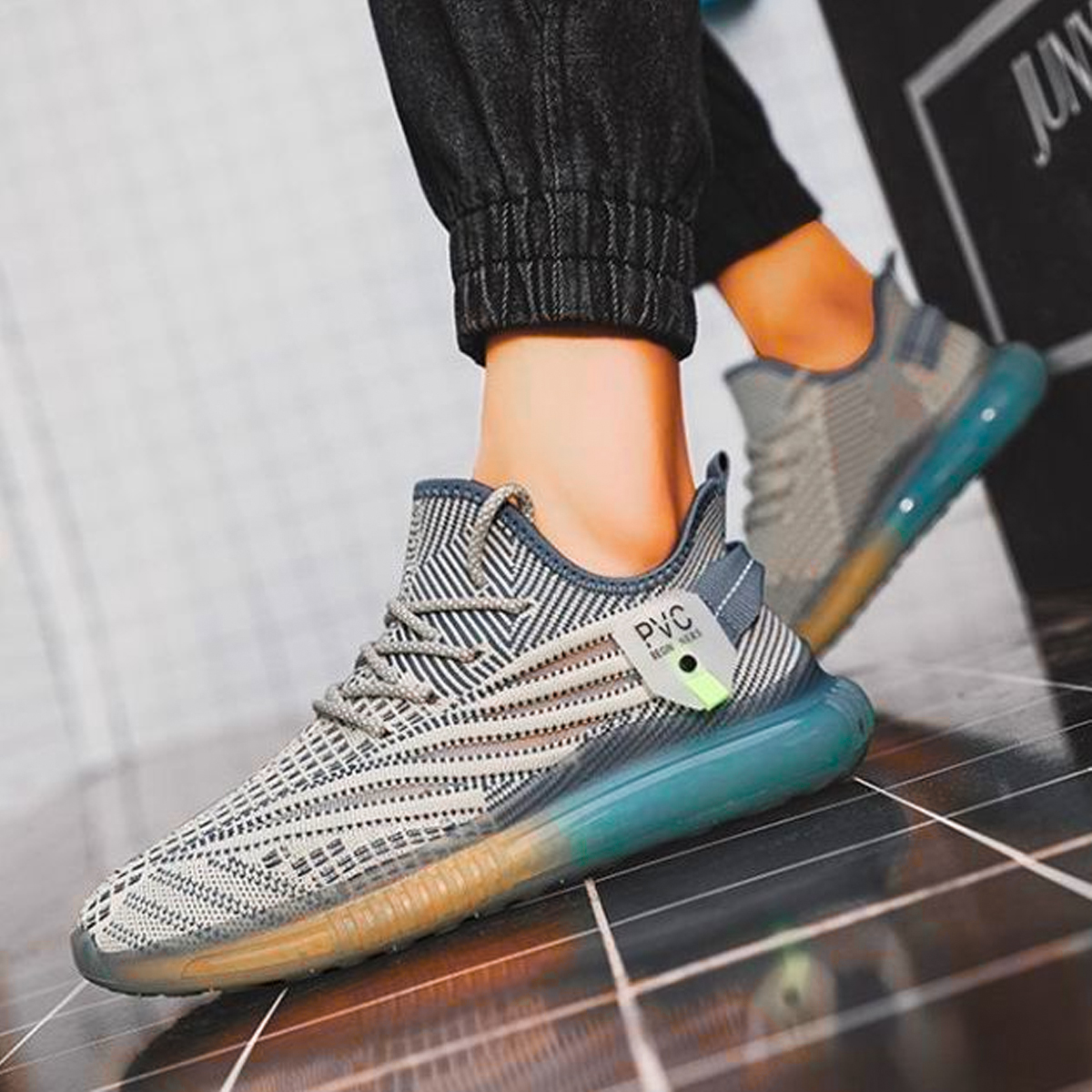 Whoppy SL33 Sepatu Sneakers Pria Import (FREE BOX) - Discontinue