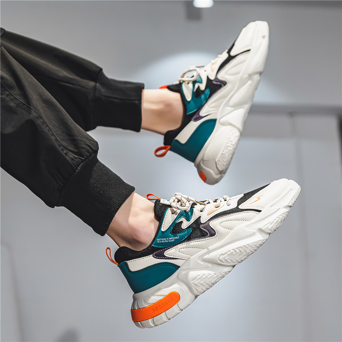 Whoppy SL37 Sepatu Sneakers Pria Import (FREE BOX) - Discontinue