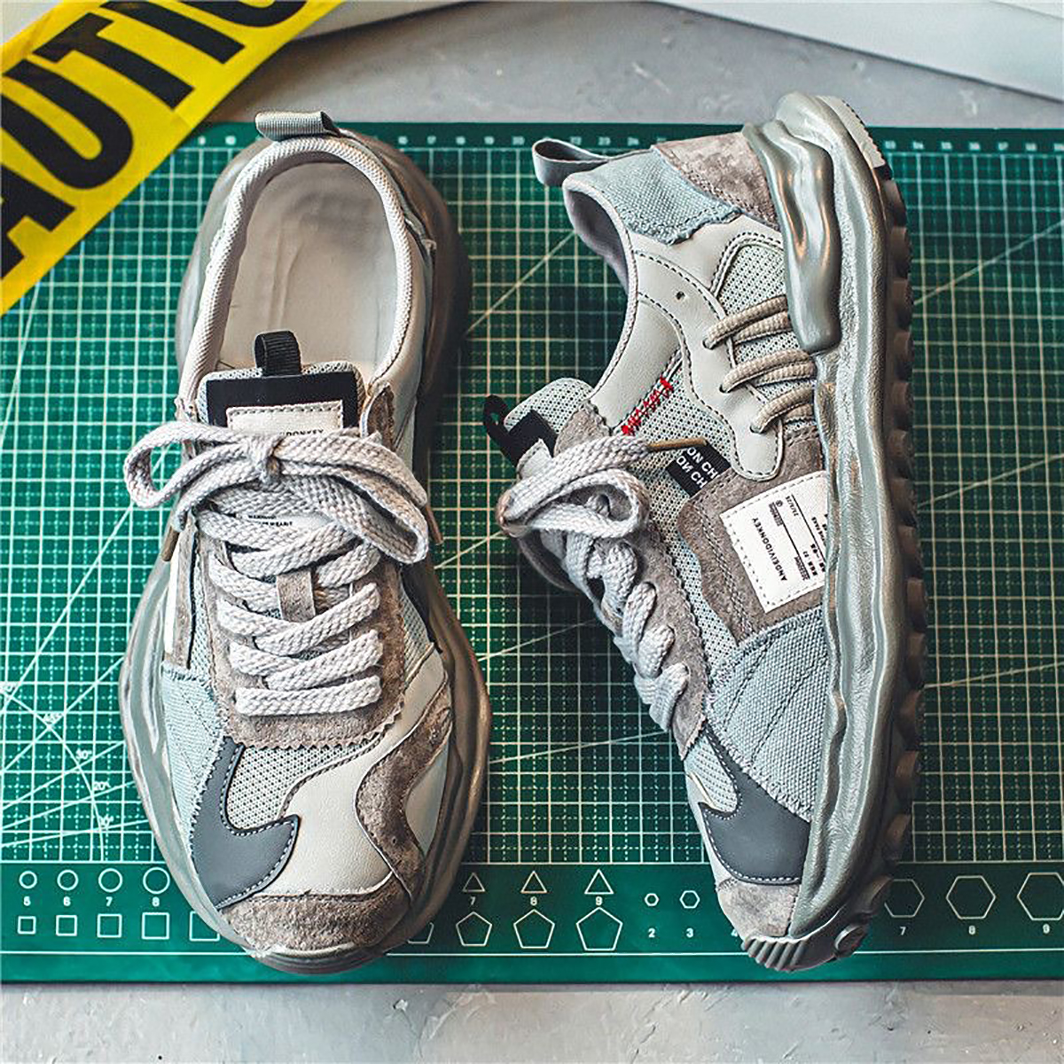 Whoppy SL45 Sepatu Sneakers Pria Import (FREE BOX)