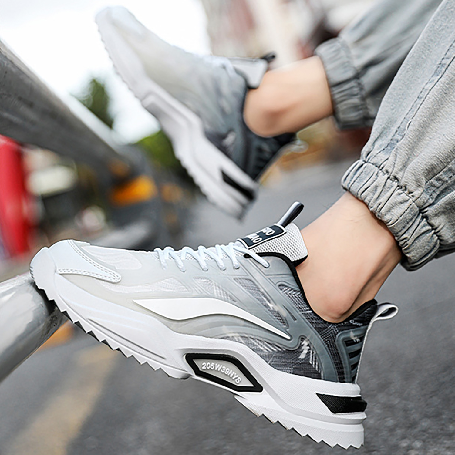 Whoppy SL52 Sepatu Sneakers Pria Import (FREE BOX)