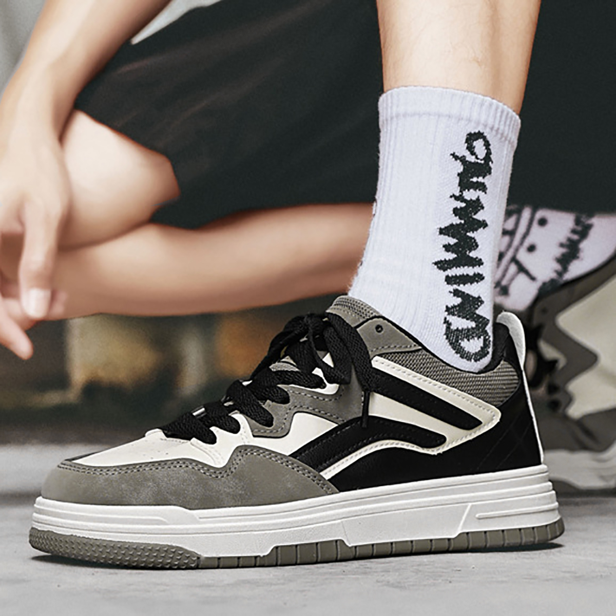 Whoppy SL53 Sepatu Sneakers Pria Import (FREE BOX)