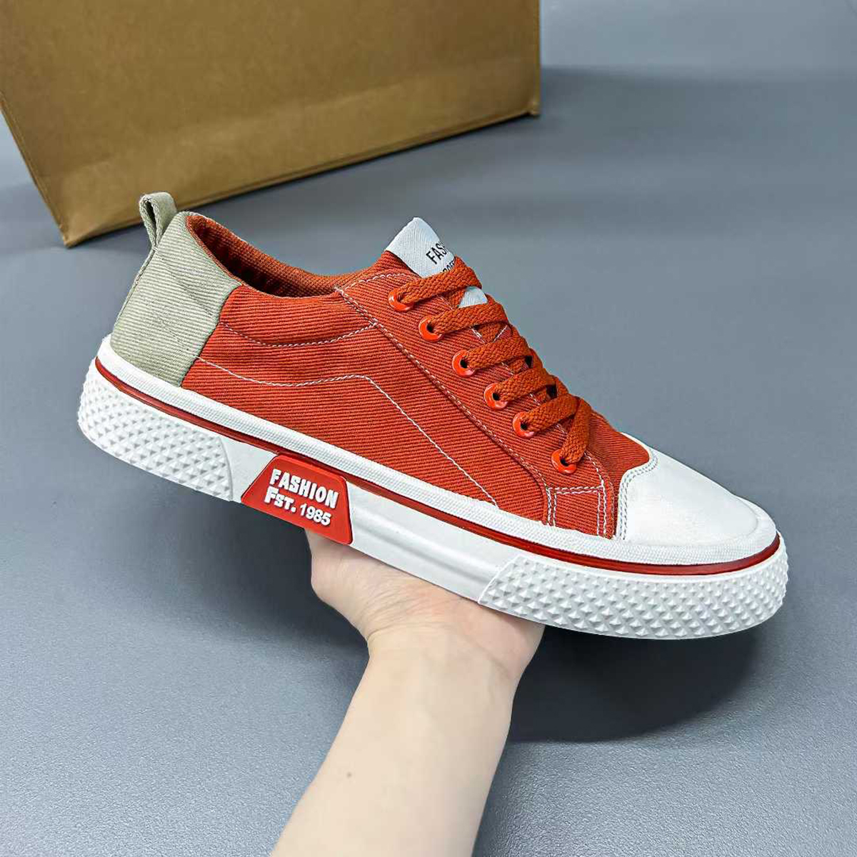 Whoppy SL57 Sepatu Sneakers Pria Import (FREE BOX)