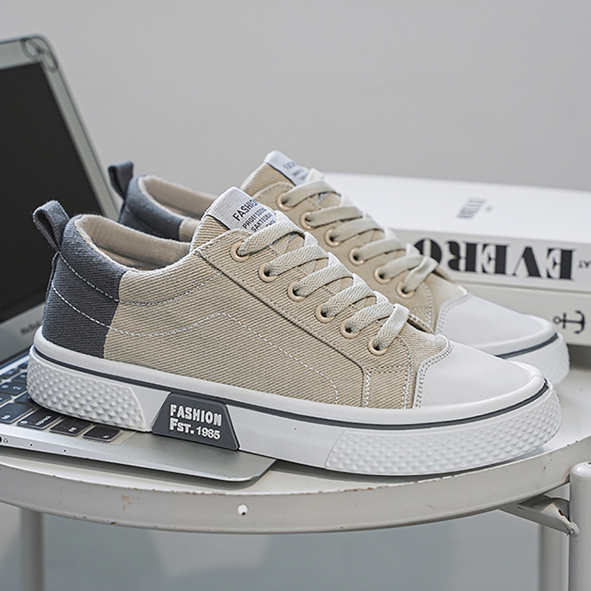 Whoppy SL57 Sepatu Sneakers Pria Import (FREE BOX)