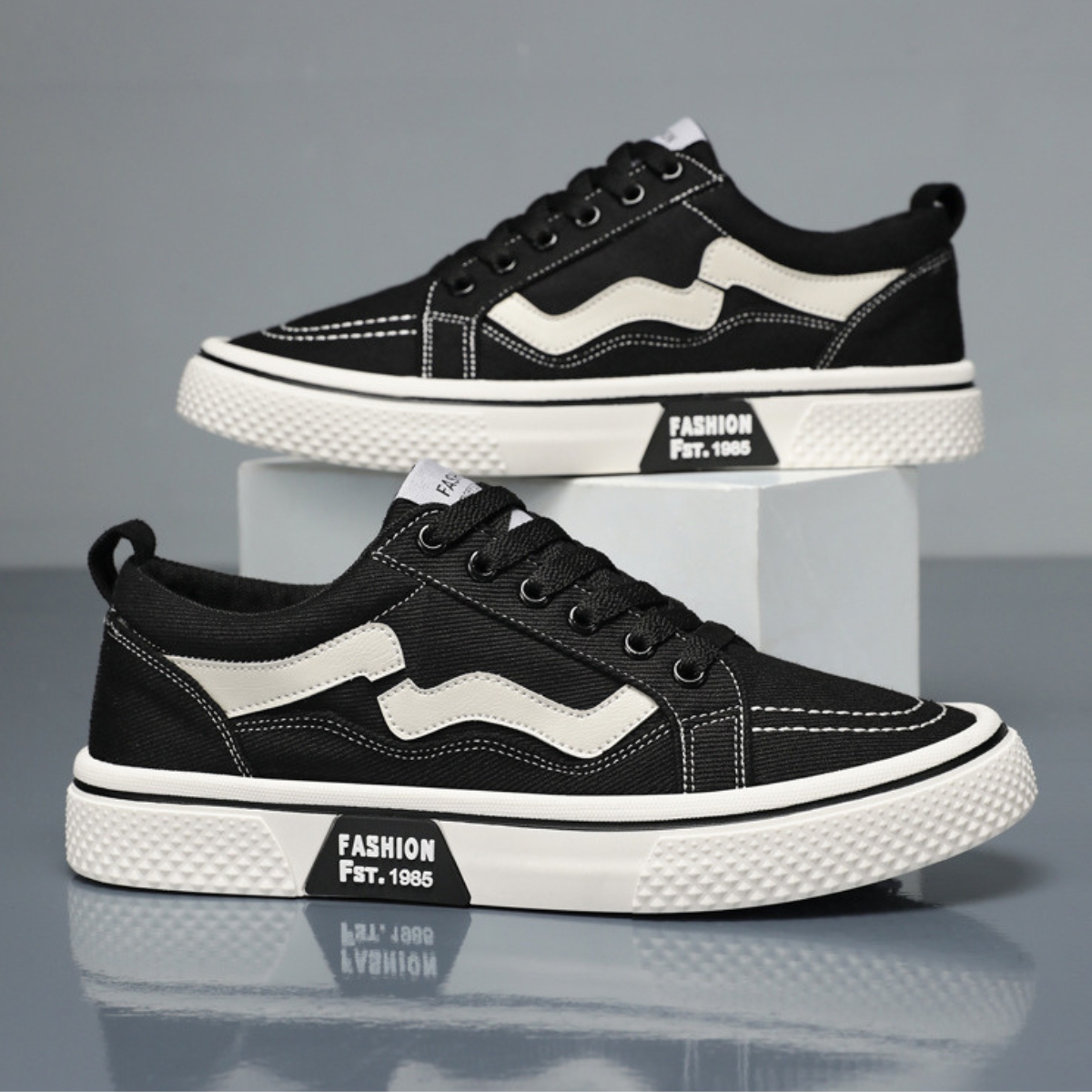 Whoppy SL65 Sepatu Sneakers Pria Import (FREE BOX)