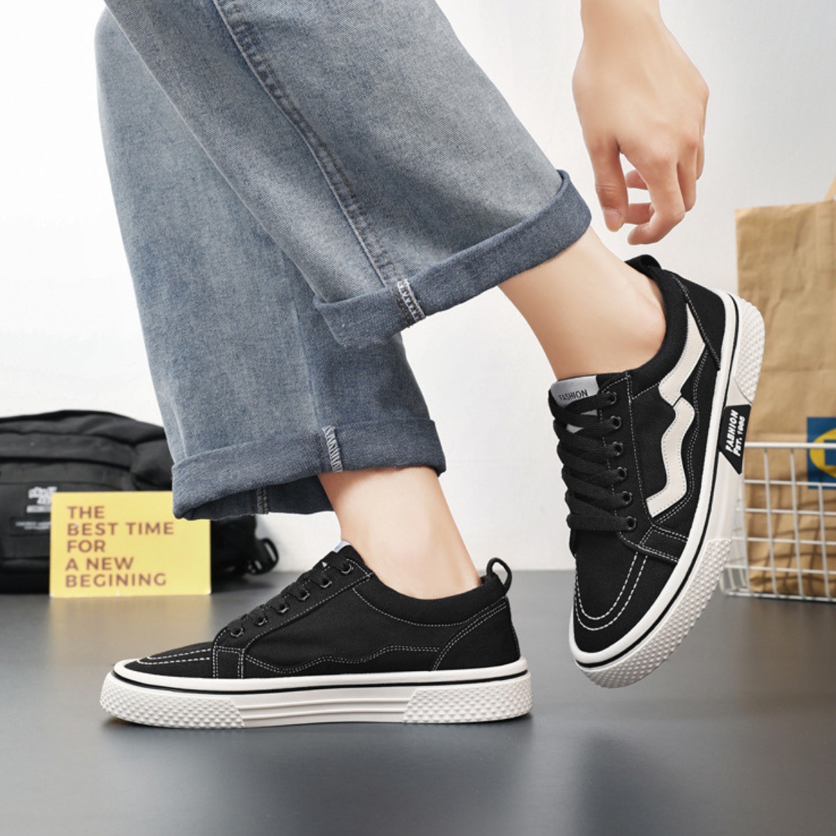 Whoppy SL65 Sepatu Sneakers Pria Import (FREE BOX)