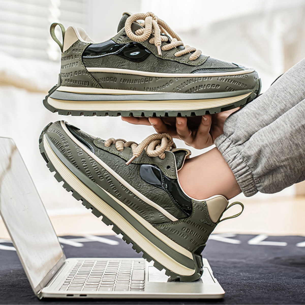 Whoppy SL66 Sepatu Sneakers Pria Import (FREE BOX)