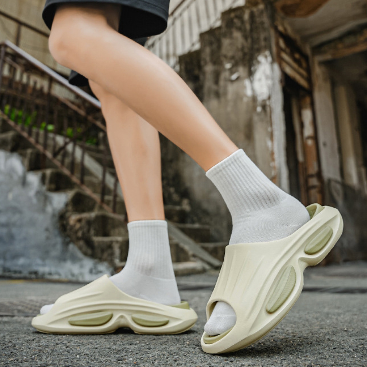 Whoppy Sandal Pria JF1 Double Decker Sole Karet