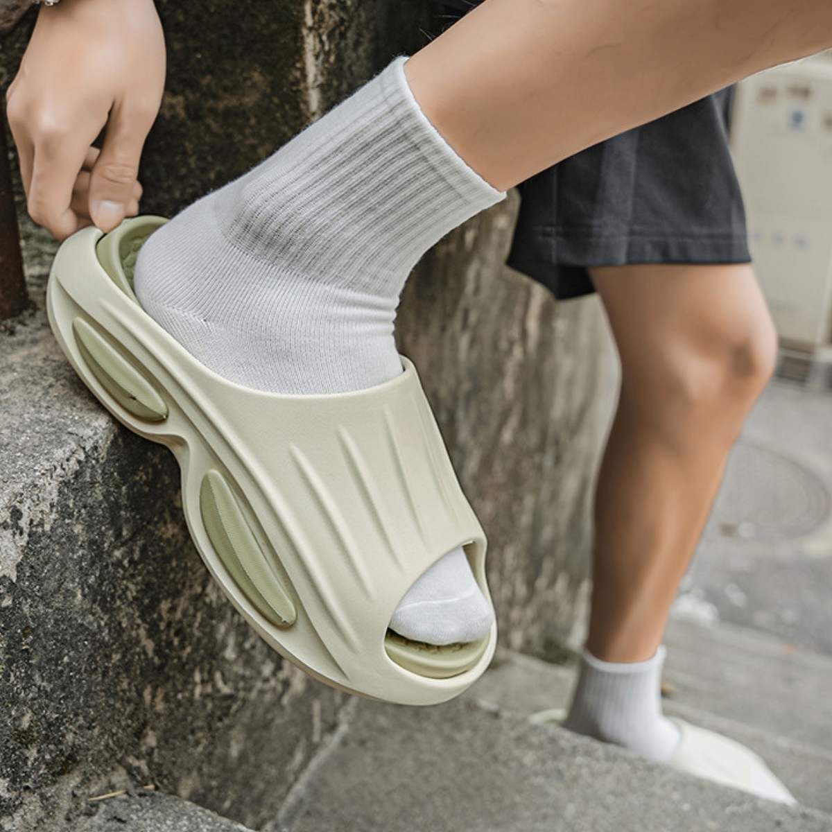 Whoppy Sandal Pria JF1 Double Decker Sole Karet