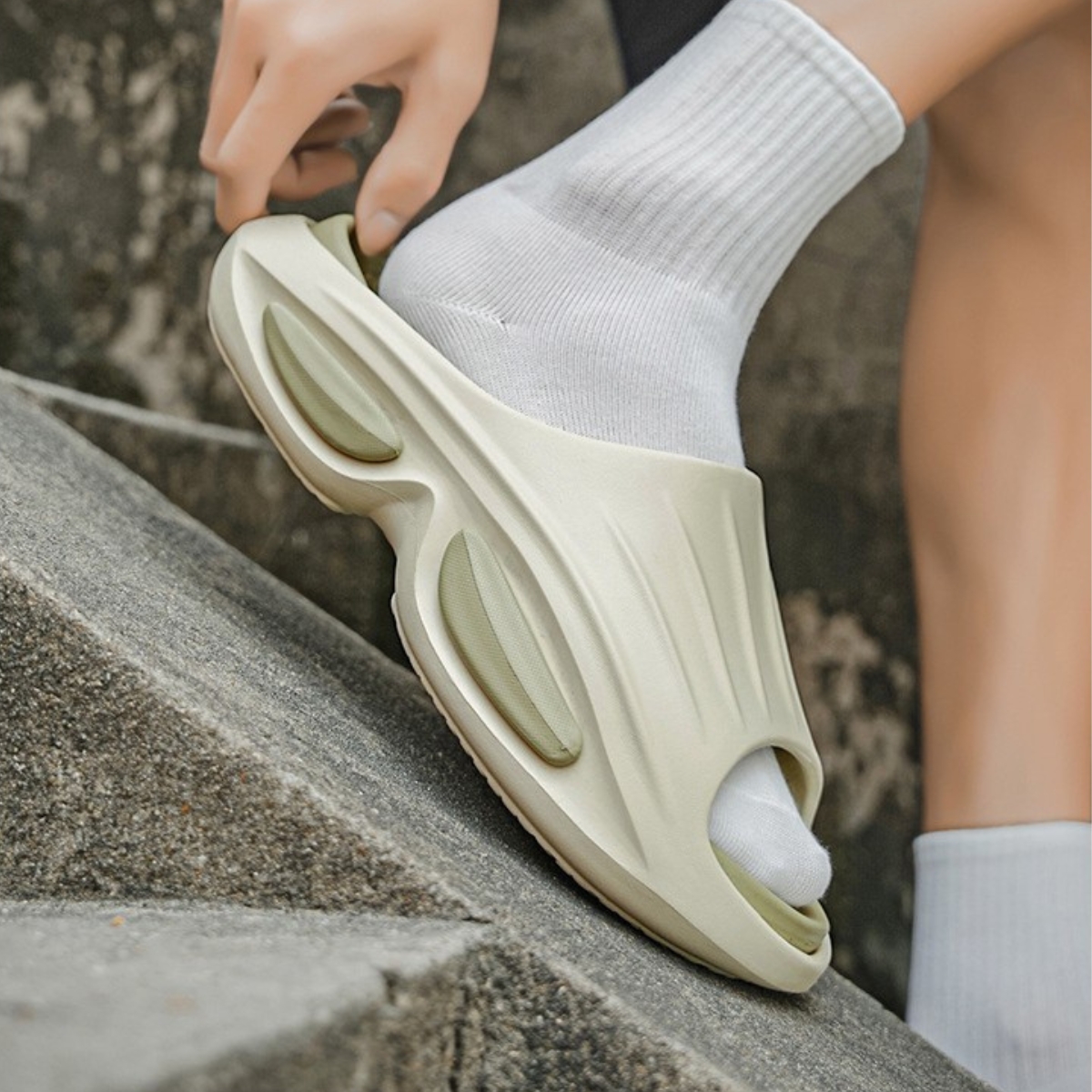 Whoppy Sandal Pria JF1 Double Decker Sole Karet