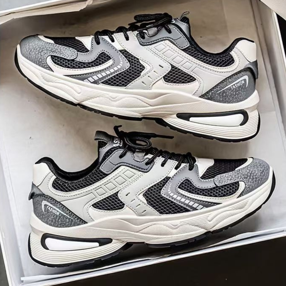 Whoppy SL68 Sepatu Sneakers Pria Import (FREE BOX)