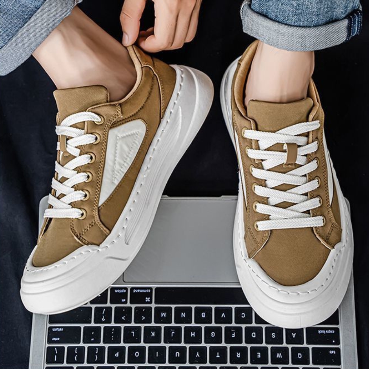 Whoppy SL70 Sepatu Sneakers Pria Import (FREE BOX)