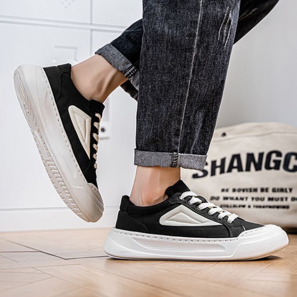 Whoppy SL70 Sepatu Sneakers Pria Import (FREE BOX)