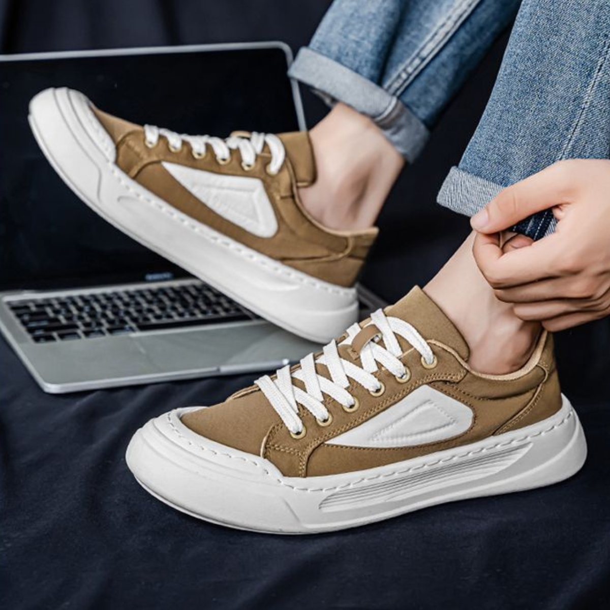 Whoppy SL70 Sepatu Sneakers Pria Import (FREE BOX)