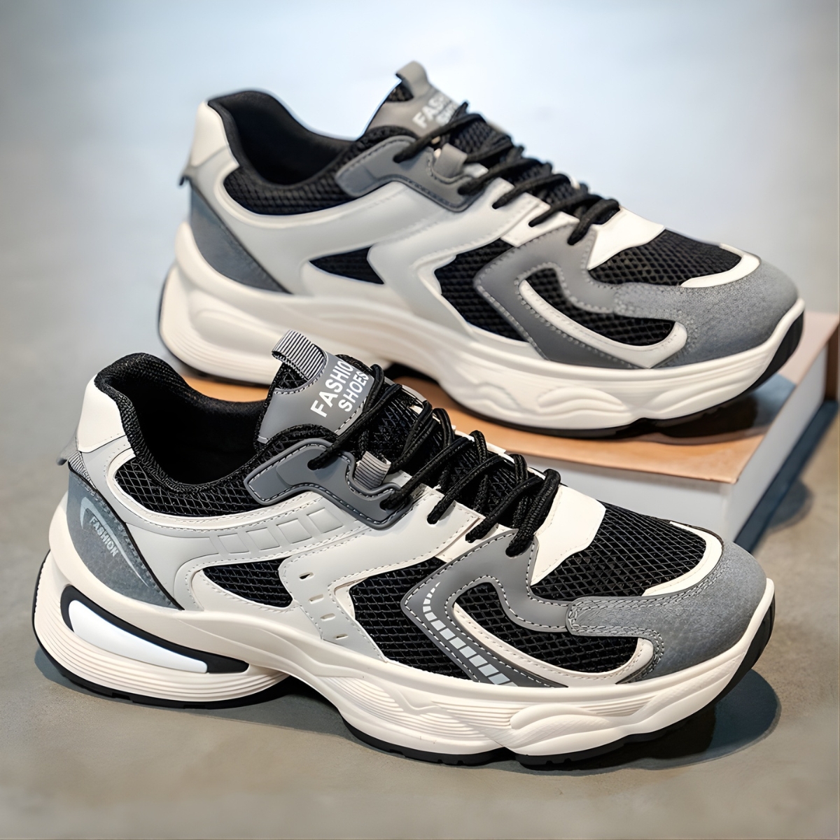 Whoppy SL68 Sepatu Sneakers Pria Import (FREE BOX)