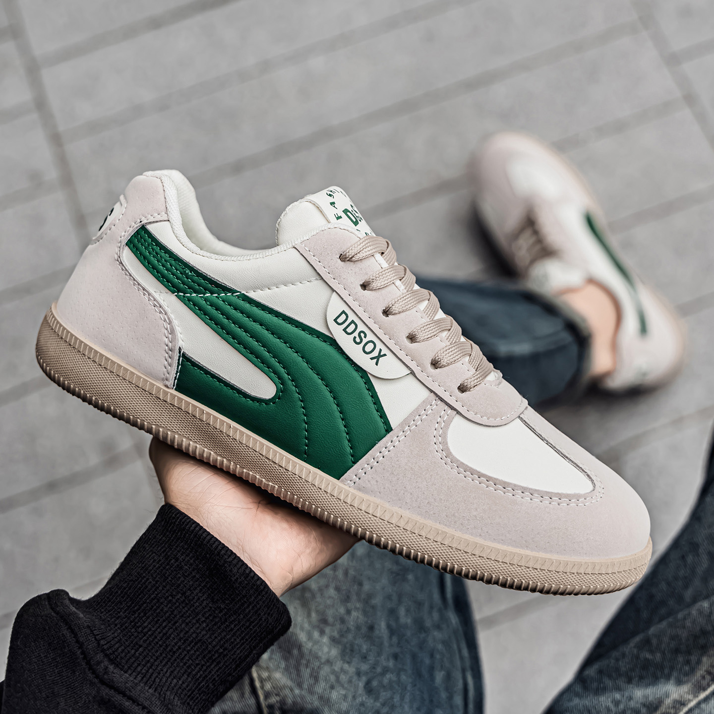 Whoppy SL75 Sepatu Sneakers Pria Import (FREE BOX)