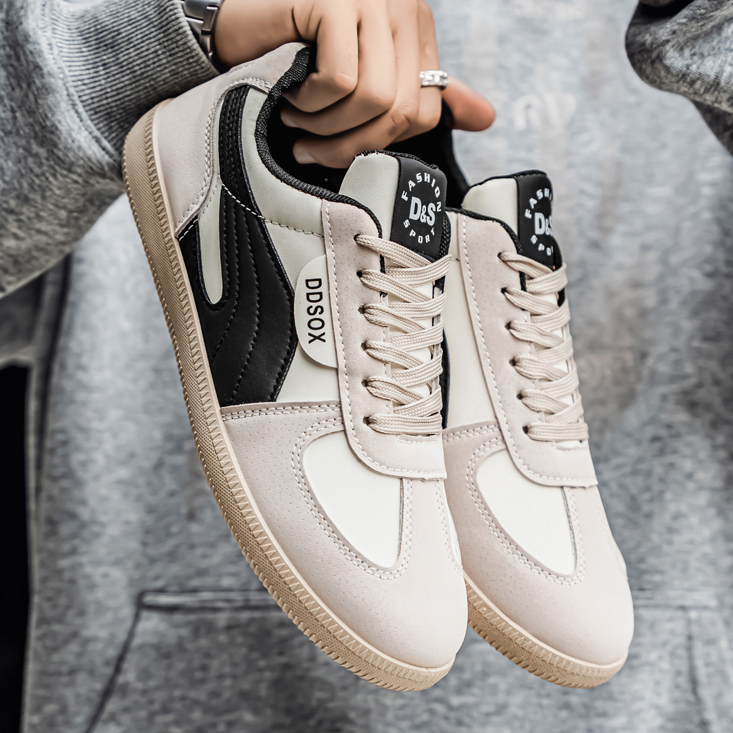 Whoppy SL75 Sepatu Sneakers Pria Import (FREE BOX)