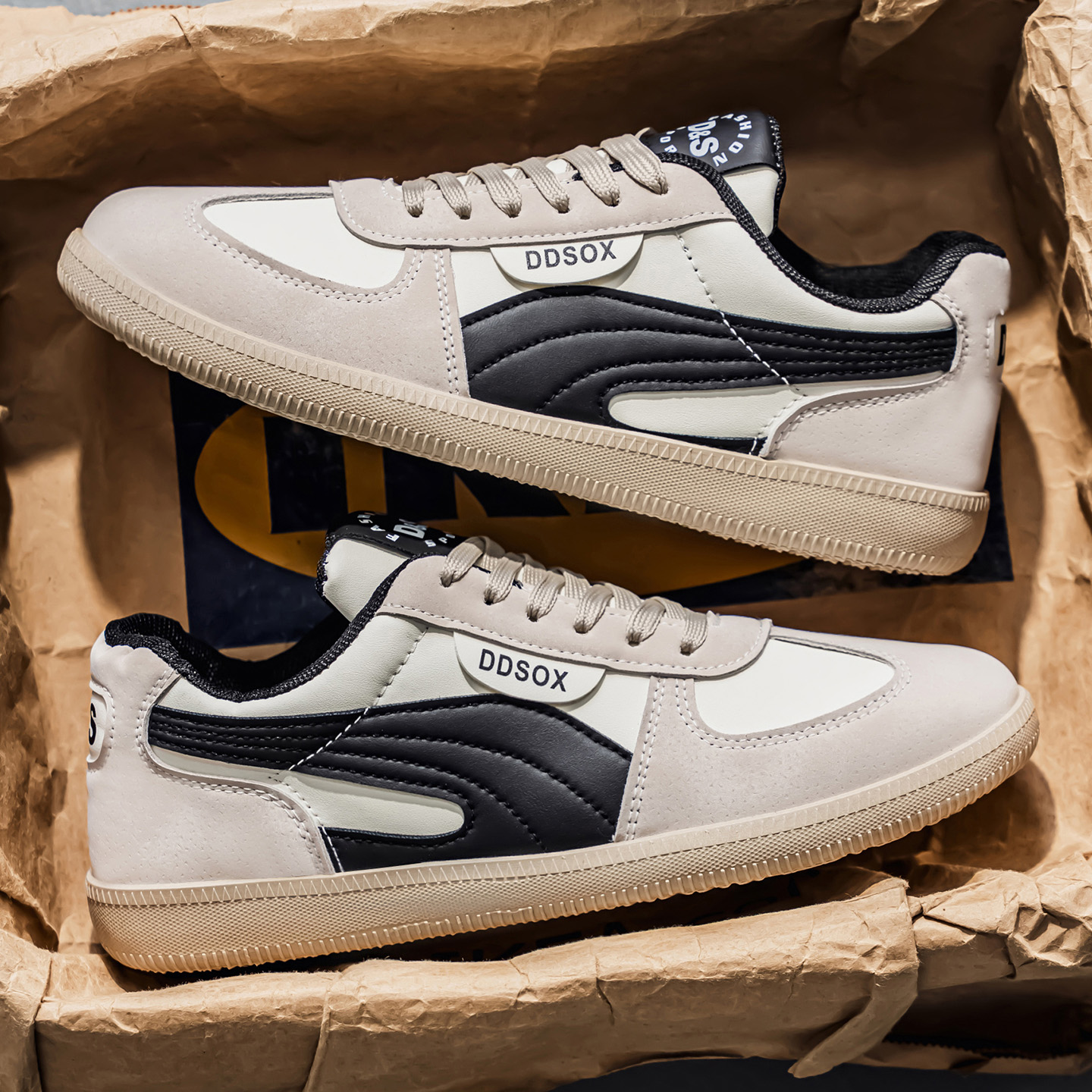 Whoppy SL75 Sepatu Sneakers Pria Import (FREE BOX)