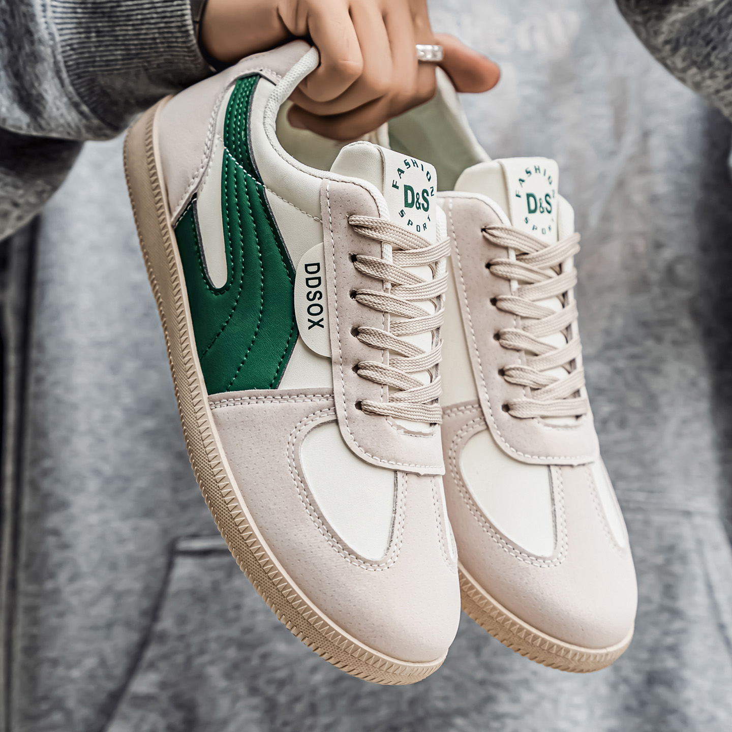 Whoppy SL75 Sepatu Sneakers Pria Import (FREE BOX) Whoppy SL75 Sepatu Sneakers Pria Import (FREE BOX)